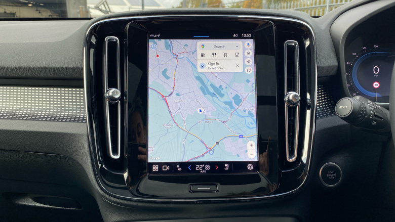 Volvo XC40 2.0 B3P Ultimate Dark 5dr Auto Petrol Estate